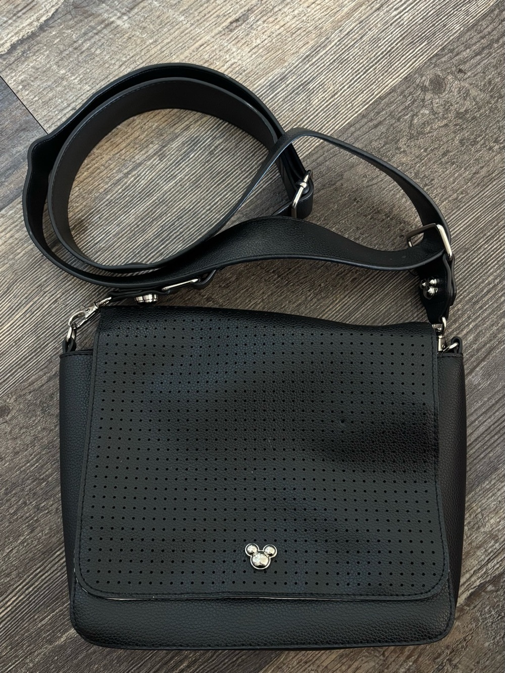 Disney Parks Mickey Mouse icon Flair Pin Display Crossbody Bag Pin Trading Purse